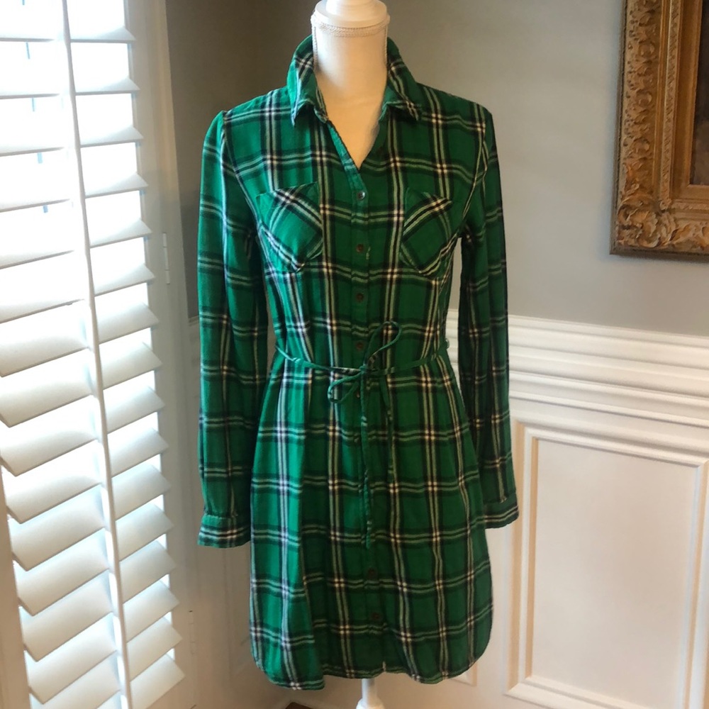 Women’s dress